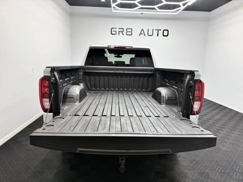 Used 2022 GMC Sierra 1500 SLE w/ X31 Off-Road Package AWD/4WD image 7