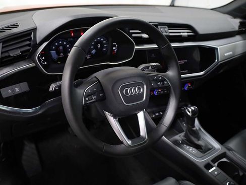 Certified 2025 Audi Q3 2.0T Premium w/ Black Optic Sport Package image 4