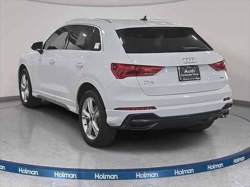 Used 2022 Audi Q3 2.0T Premium Plus w/ Premium Plus Package AWD/4WD image 8