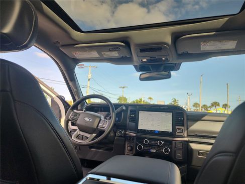 Used 2024 Ford F250 Lariat w/ Tremor Off-Road Package image 30