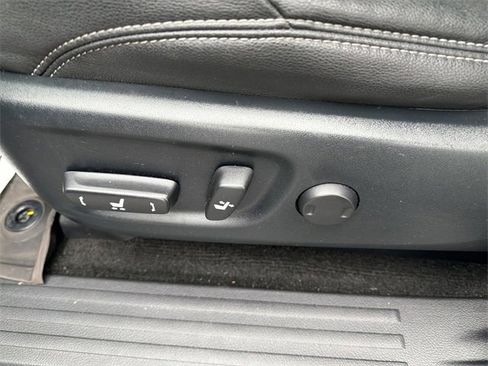 Used 2021 Toyota 4Runner SR5 Premium image 15