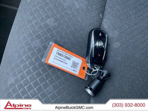 Used 2022 Buick Encore Preferred AWD/4WD image 20