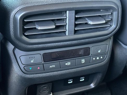 New 2026 Honda Pilot Elite image 14