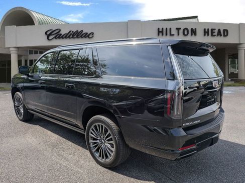 Certified 2025 Cadillac Escalade ESV Sport Platinum AWD/4WD image 4