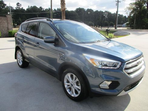Used 2018 Ford Escape SEL FWD image 11