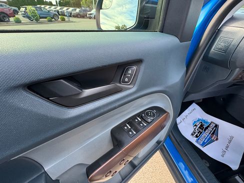 Certified 2022 Ford Maverick Lariat FWD image 30