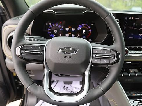 New 2024 Chevrolet Colorado ZR2 w/ ZR2 Bison Edition image 18