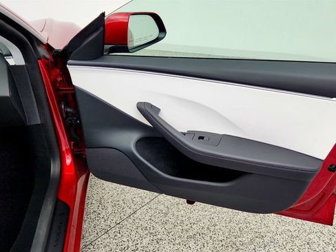 Used 2026 Tesla Model 3 RWD image 28