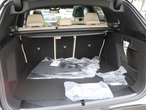 Used 2025 BMW X3 xDrive30i w/ Premium Package image 36