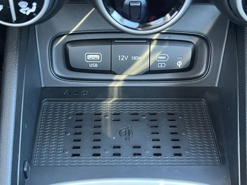 New 2026 Hyundai Venue SEL image 32