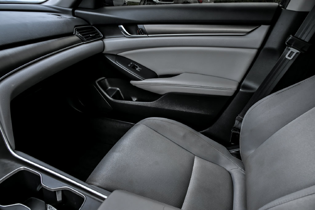 Used 2020 Honda Accord LX image 24