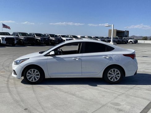 Used 2019 Hyundai Accent SE image 10