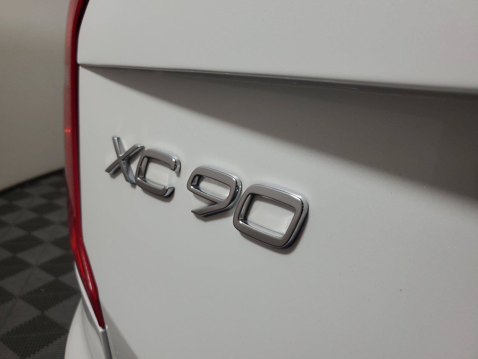 Used 2024 Volvo XC90 B6 Plus w/ Protection Package AWD/4WD image 8