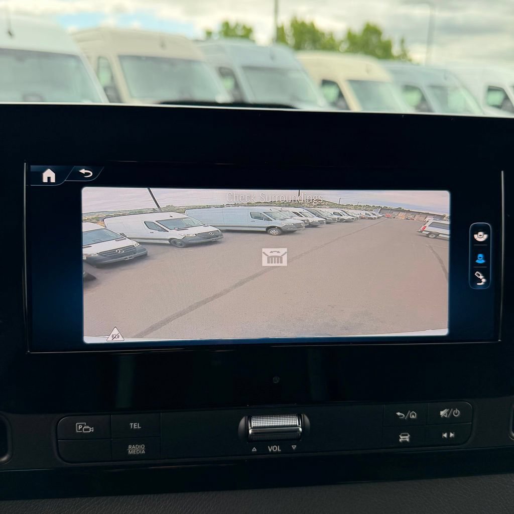 New 2026 Mercedes-Benz Sprinter 2500 image 18