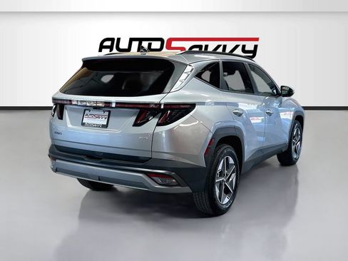 Used 2025 Hyundai Tucson SEL AWD/4WD image 7