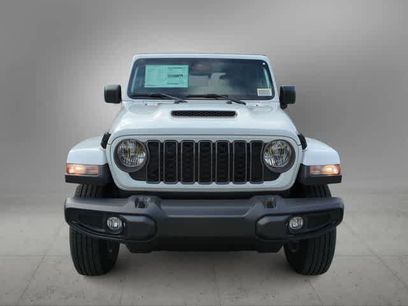 New 2025 Jeep Gladiator Sport