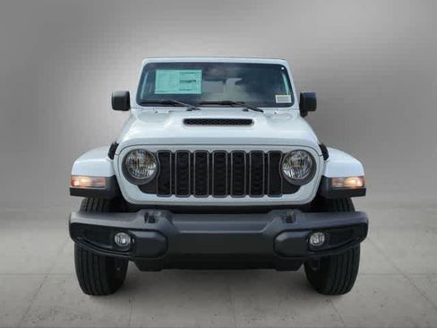 New 2025 Jeep Gladiator Sport image 3