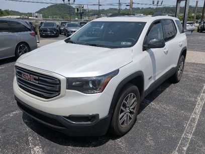 Used 2017 GMC Acadia SLE w/ Driver Alert Package I