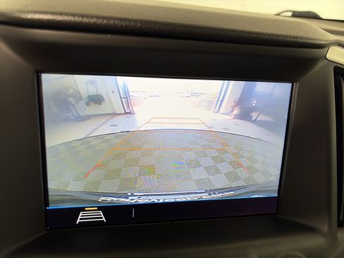Used 2018 GMC Terrain SLE w/ Driver Convenience Package FWD image 21