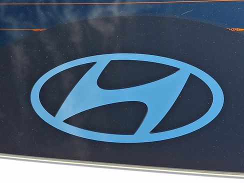 Used 2025 Hyundai Tucson SE AWD/4WD image 29
