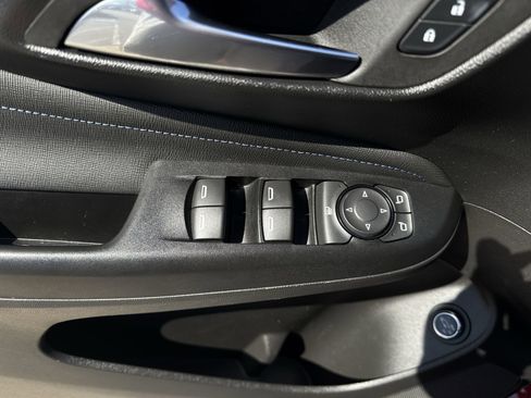 Certified 2024 Buick Envista Sport Touring w/ Convenience I Package image 23