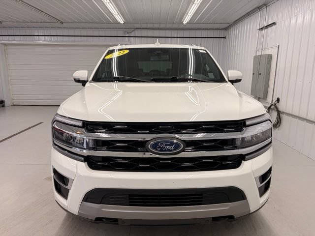 Used 2022 Ford Expedition Max Limited AWD/4WD image 2