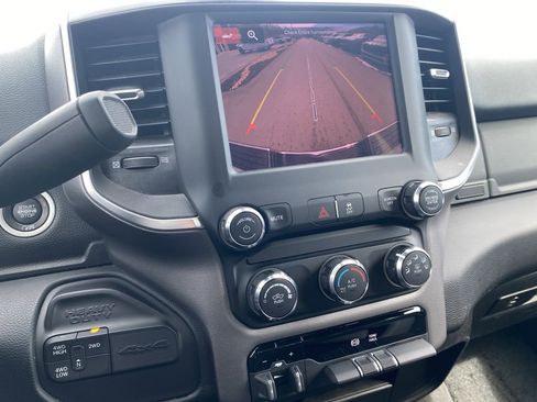 Used 2024 RAM 2500 Big Horn image 17