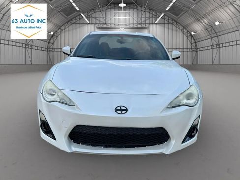 Used 2013 Scion FR-S RWD image 8