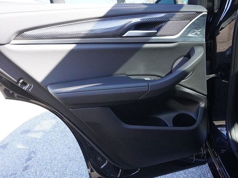 Used 2024 BMW X3 M40i w/ Premium Package image 28