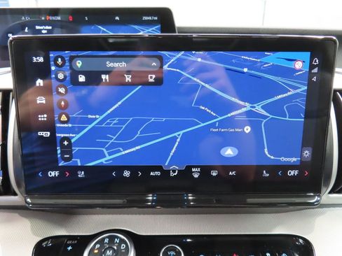 Used 2025 Ford Expedition Active image 16