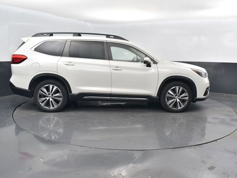 Used 2021 Subaru Ascent Limited image 4
