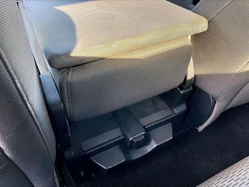 Used 2018 Ford F150 XLT w/ XTR Package image 28