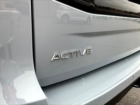 Certified 2025 Ford Expedition Active AWD/4WD image 8