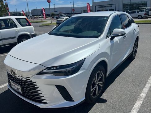 Used 2025 Lexus RX 350h w/ Accessory Package AWD/4WD image 2