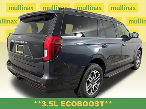 New 2026 Ford Expedition Active RWD image 4