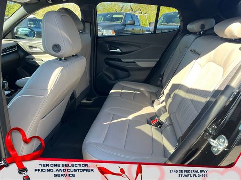 New 2026 Buick Envista Avenir image 11