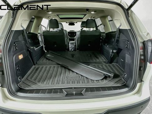Used 2023 Subaru Ascent Touring AWD/4WD image 11