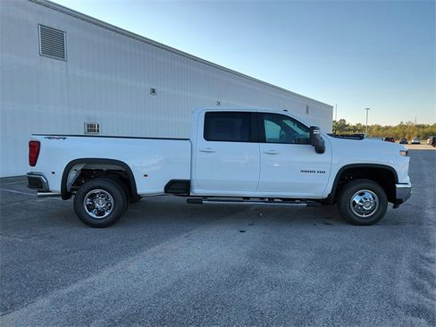 New 2026 Chevrolet Silverado 3500 LT w/ Leather Package image 8