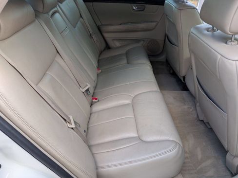 Used 2008 Cadillac DTS Luxury I w/ Sun And Sound Package image 19