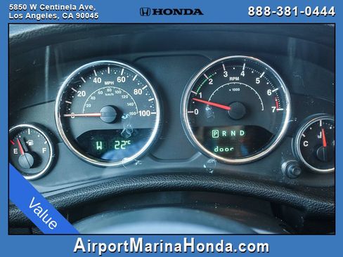 Used 2018 Jeep Wrangler Unlimited Sport S AWD/4WD image 28