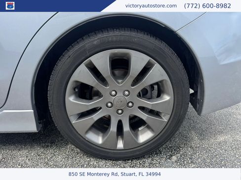 Used 2014 Subaru Impreza 2.0i Sport Premium w/ Popular Package #1 AWD/4WD image 4