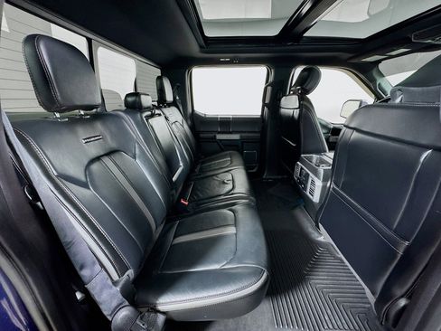 Used 2018 Ford F150 Platinum w/ Equipment Group 701A Luxury image 27