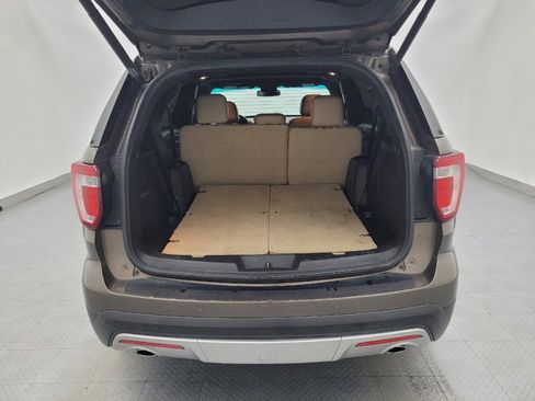 Used 2016 Ford Explorer Limited w/ Equipment Group 301A FWD image 29