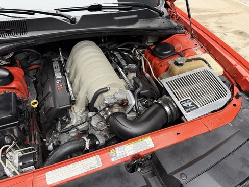 Used 2009 Dodge Challenger SRT8 w/ SRT Option Group II image 32