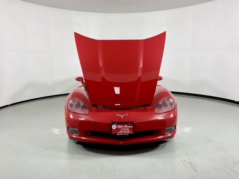 Used 2008 Chevrolet Corvette Convertible w/ Preferred Equipment Group image 6