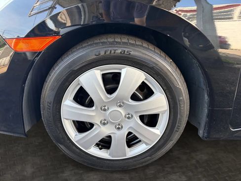 Used 2019 Honda Civic LX image 32