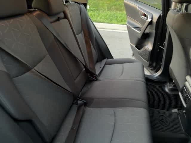 Used 2021 Toyota RAV4 XLE w/ Convenience Package AWD/4WD image 20