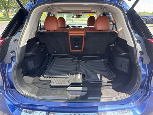 Used 2017 Nissan Rogue SL w/ SL Premium Package FWD image 8