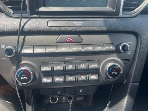 Used 2019 Kia Sportage LX w/ Option Group 017 FWD image 22