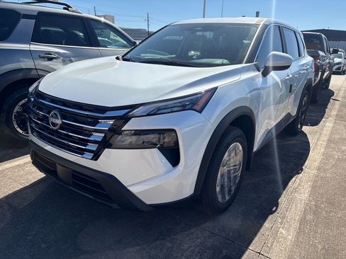 New 2026 Nissan Rogue SV image 1